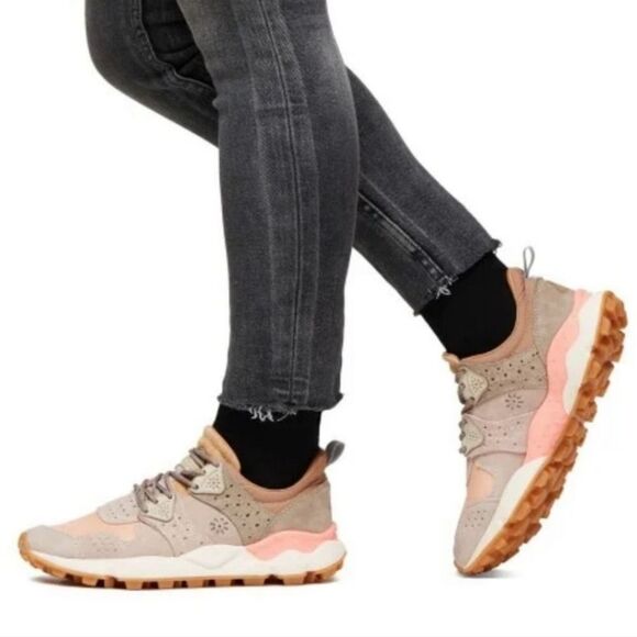 Flower Mountain x Free People Corax  Pink Gray Suede Low Cork Insole Sneakers 8 - Picture 1 of 10